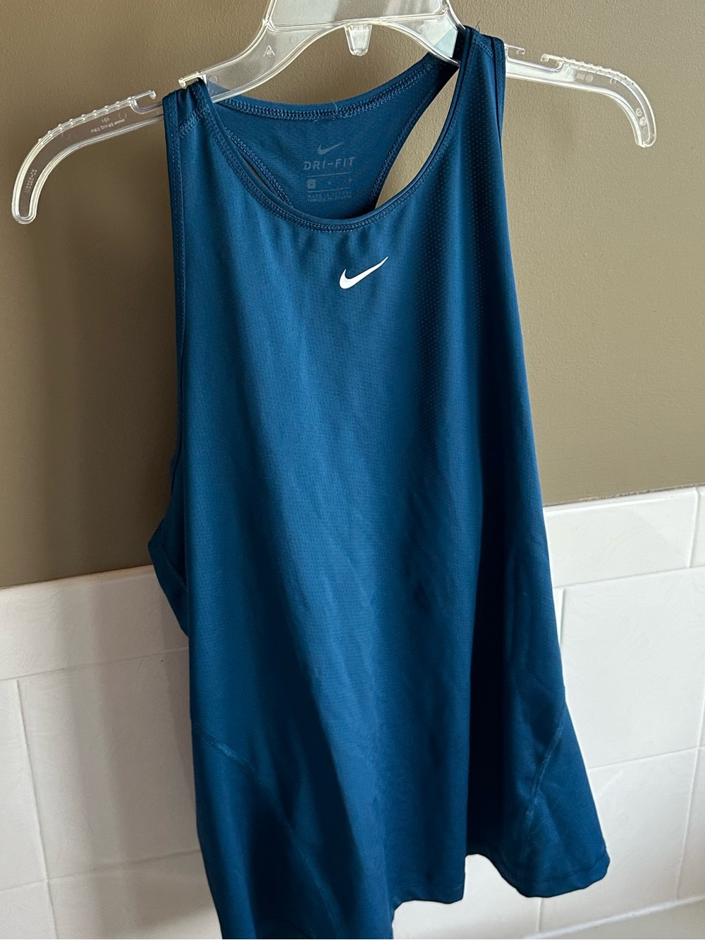 Nike Dri-Fit Women's Teal Blue Athletic Tank Top